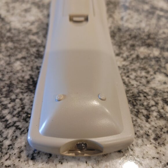 Original Sanyo Remote Control N7 HS3-4 TV / VCR - Gray - Picture 5 of 8